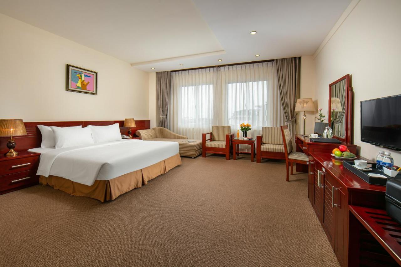 A25 Hotel - 705 Lac Long Quan Ханой Екстер'єр фото