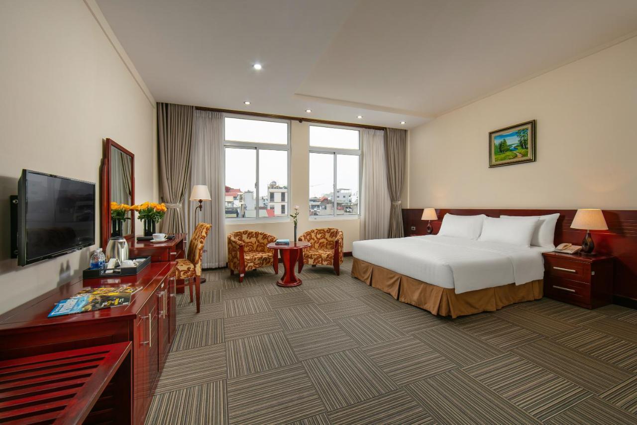 A25 Hotel - 705 Lac Long Quan Ханой Екстер'єр фото